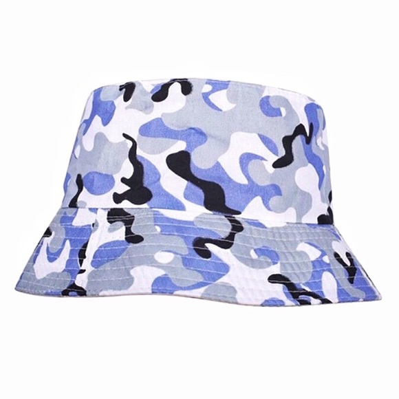 Collin’s Closet Other - NEW - Reversible Camo Print Bucket Hat